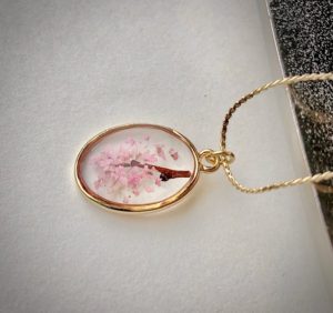 Japanese style oval 3D Sakura cherry blossoms neckclace