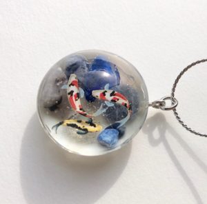 Japanese style crystal glass dome Koi fish pond necklace
