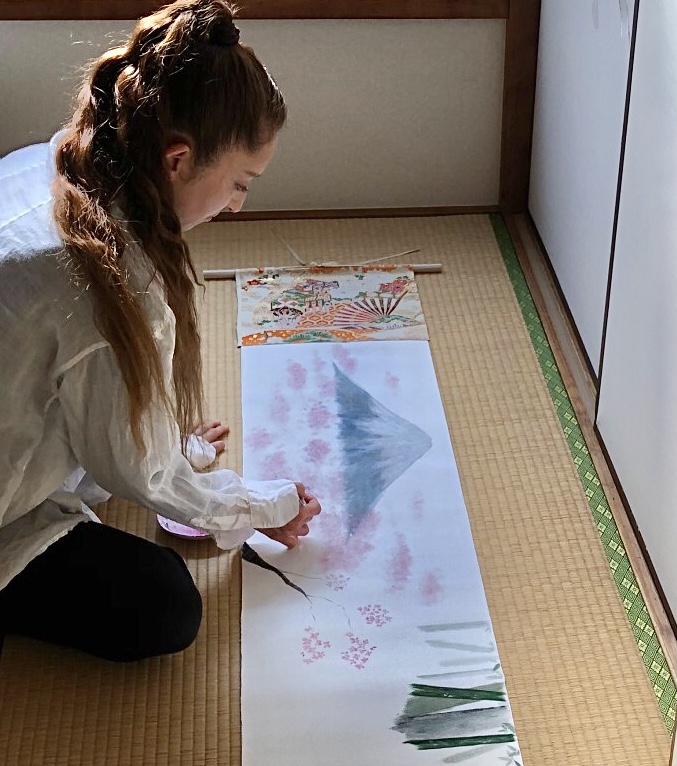 Japanese traditional Emakimono 絵巻物 scrolls and landscape scenery scroll