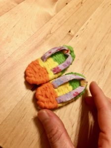 Miniature zori sandals
