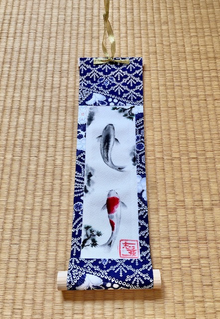 Japanese Kimono small Kakejiku hanging scroll of Koi fish painting art