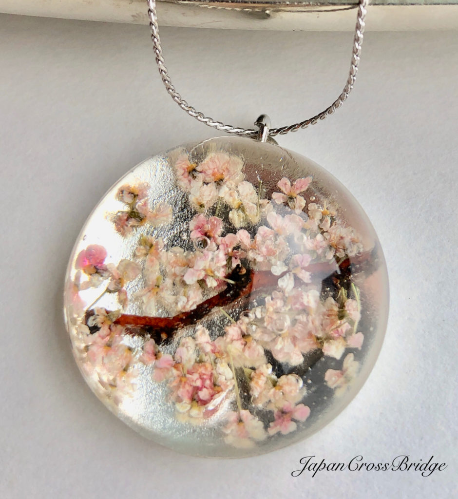 Amazing Sakura cherry blossoms crystal glass necklace